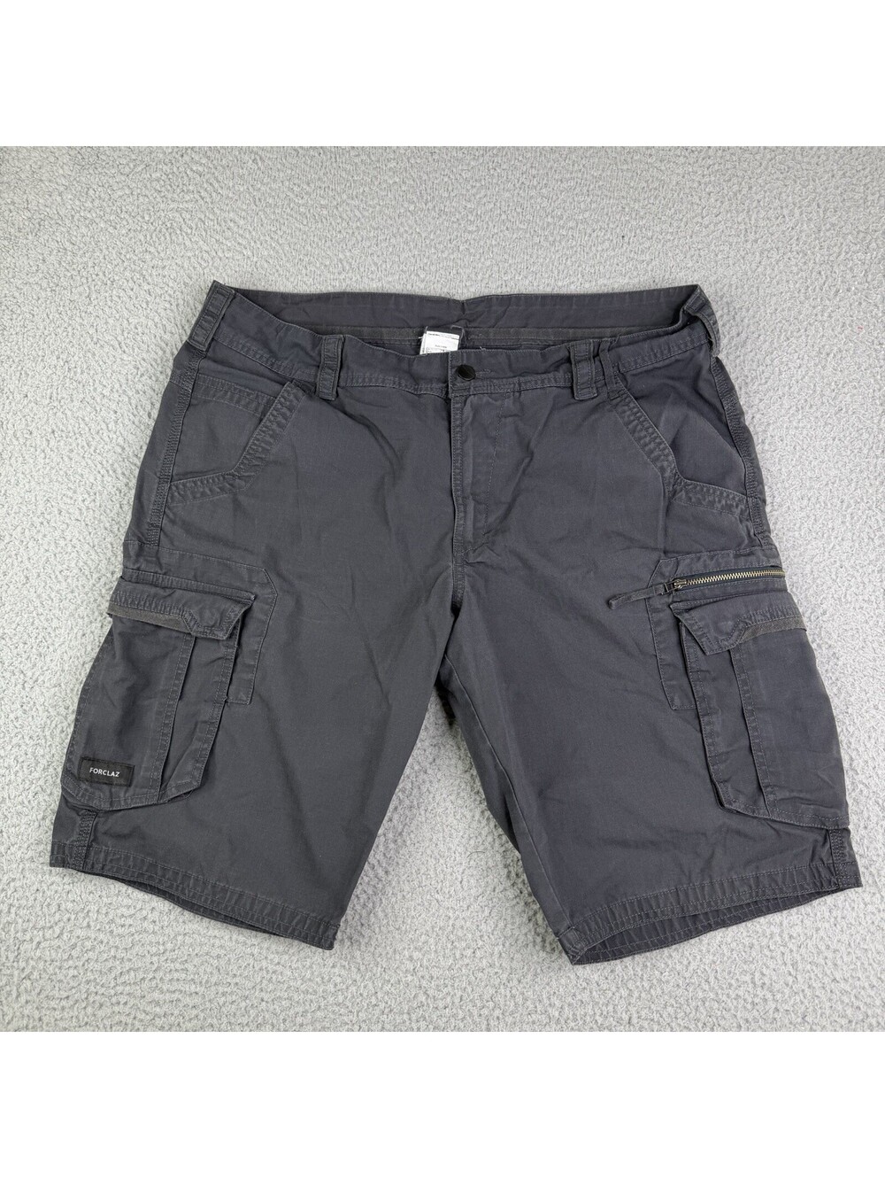Decathlon Forclaz Cargo Hiking Shorts Mens XL Gray 38Wx11L Outdoor Gorpcore